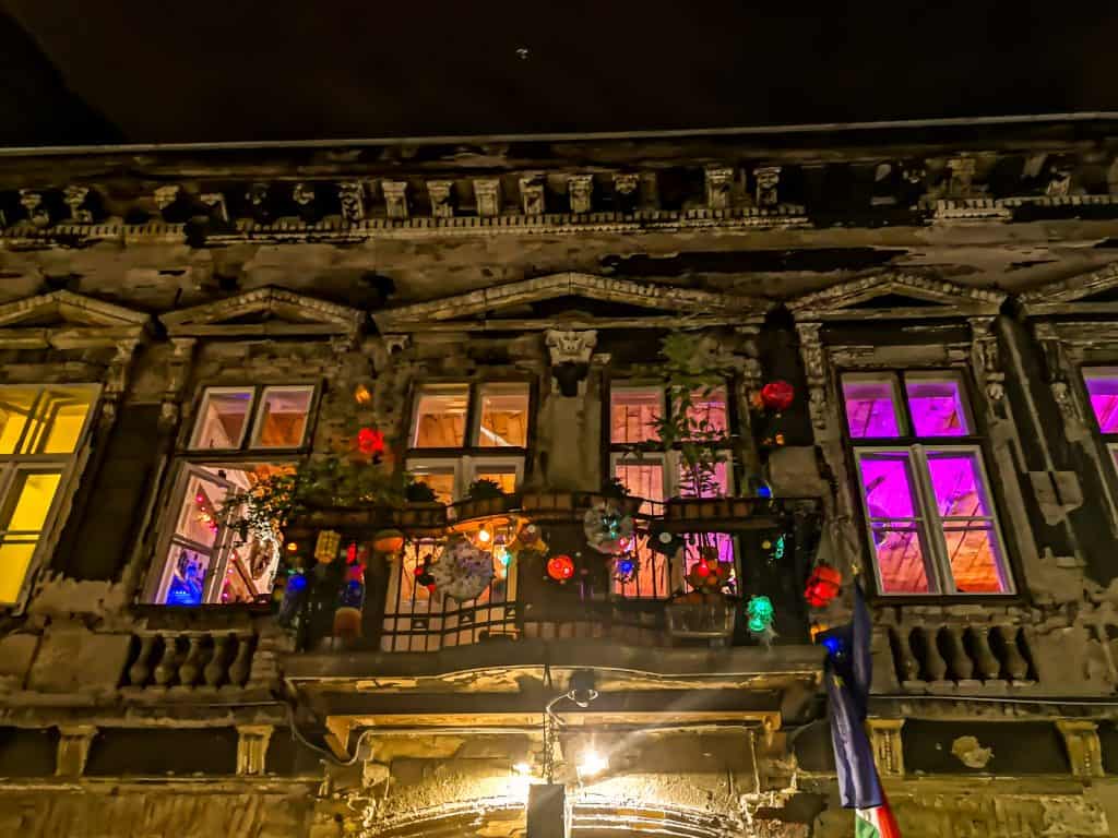 Budapest ruin bars